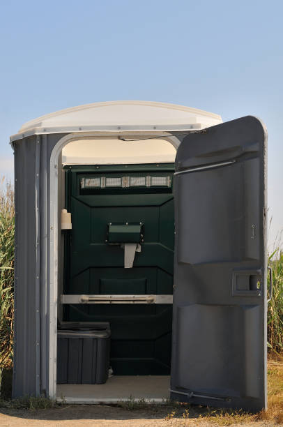 Best Affordable porta potty rental  in Corydon, IN